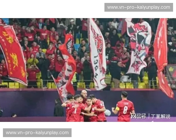 亚冠代表队：城市荣光与梦想之旅